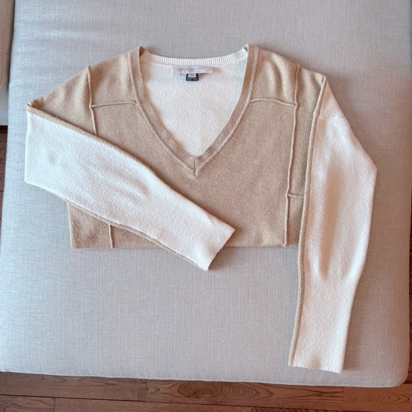 French Connection v-neck sweater - Sz XS - Picture 5 of 12